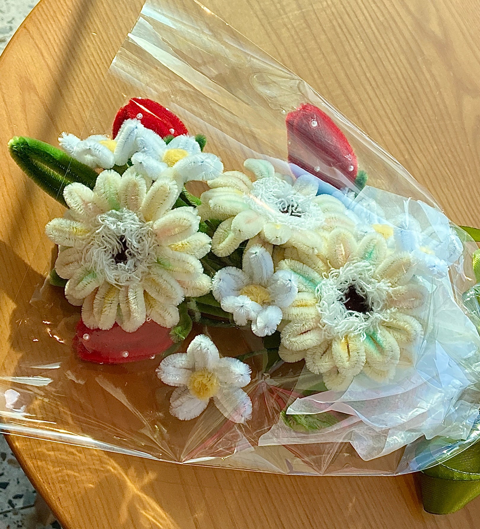 Strawberry Gerbera Bouquet DIY Kit 🍓