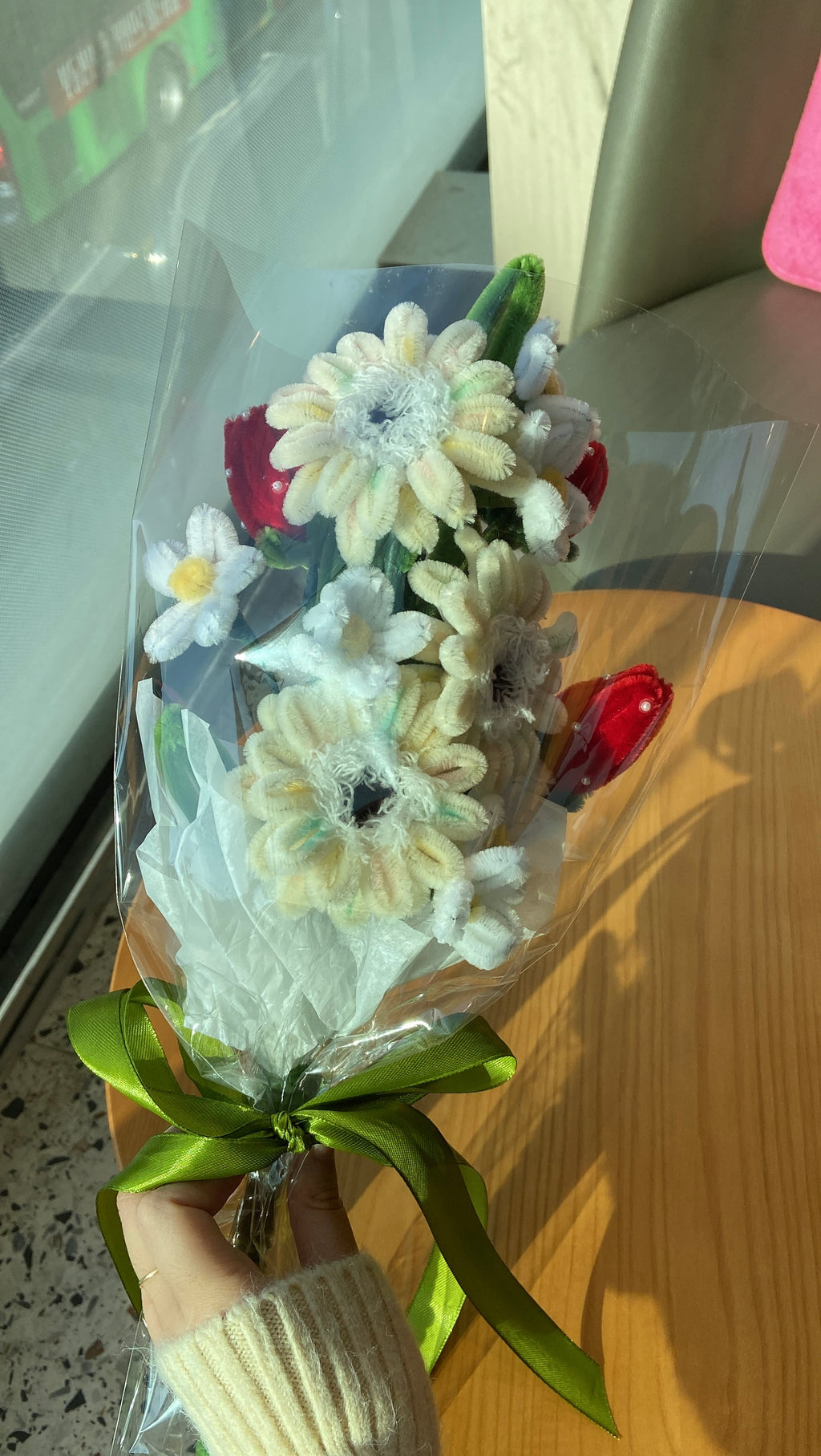 Strawberry Gerbera Bouquet DIY Kit 🍓