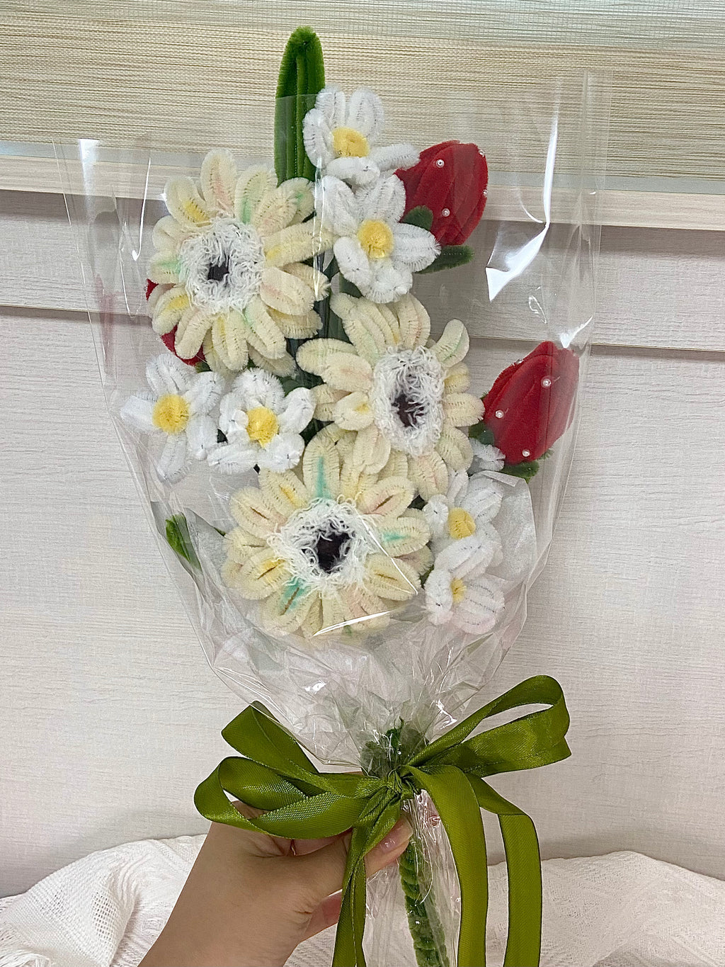 Strawberry Gerbera Bouquet DIY Kit 🍓