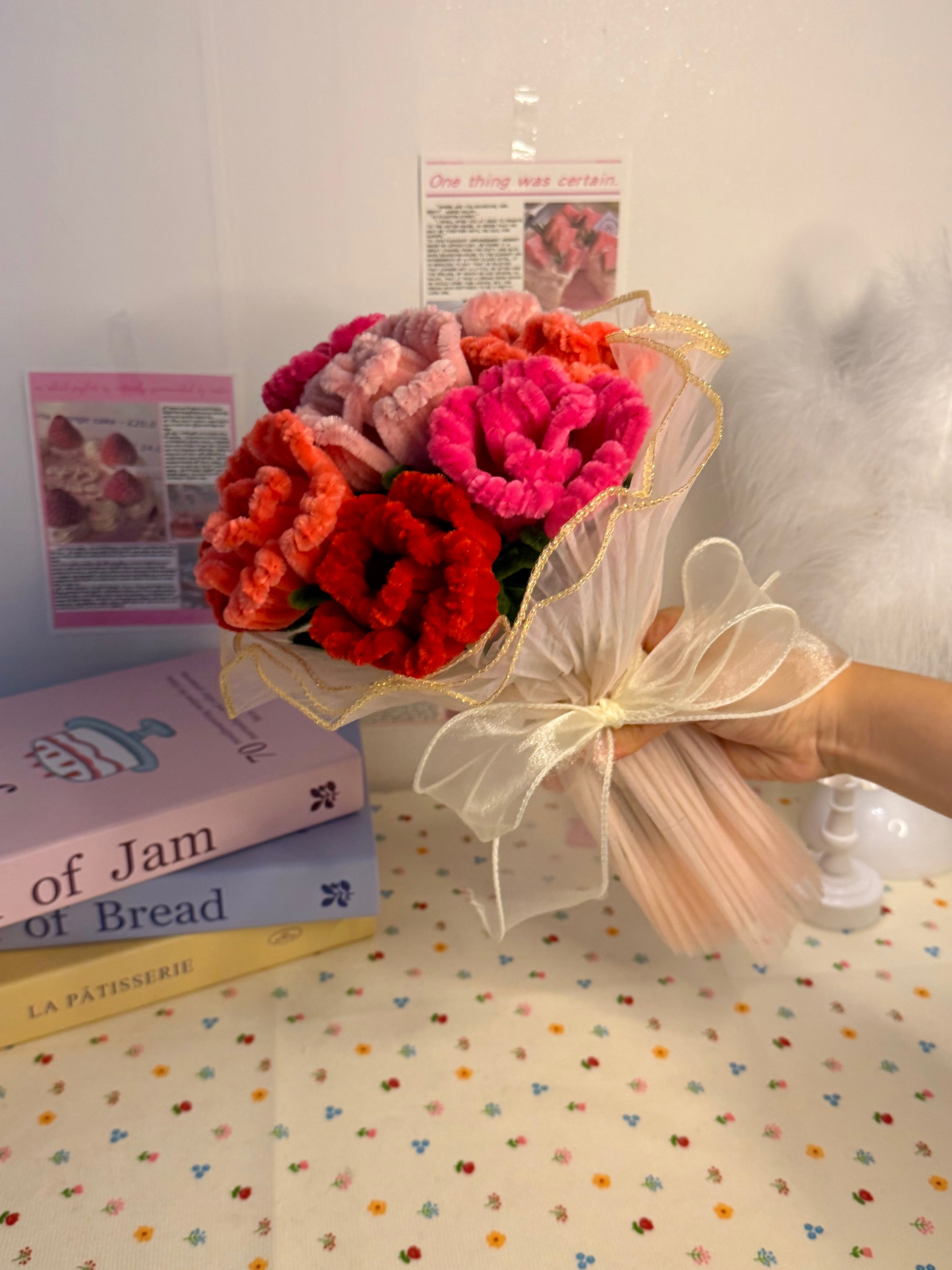 Lovely Rose 8-Stem Bouquet DIY Kit🌹