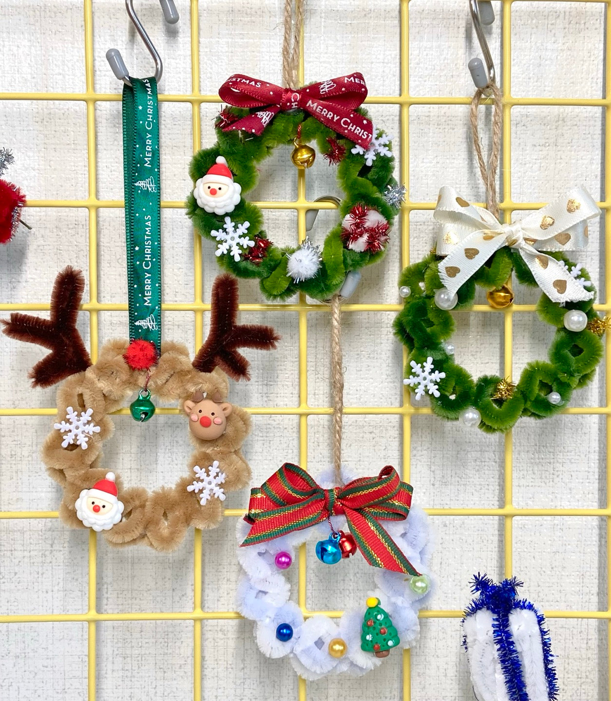 Christmas Wreath DIY Kit (4 Styles)