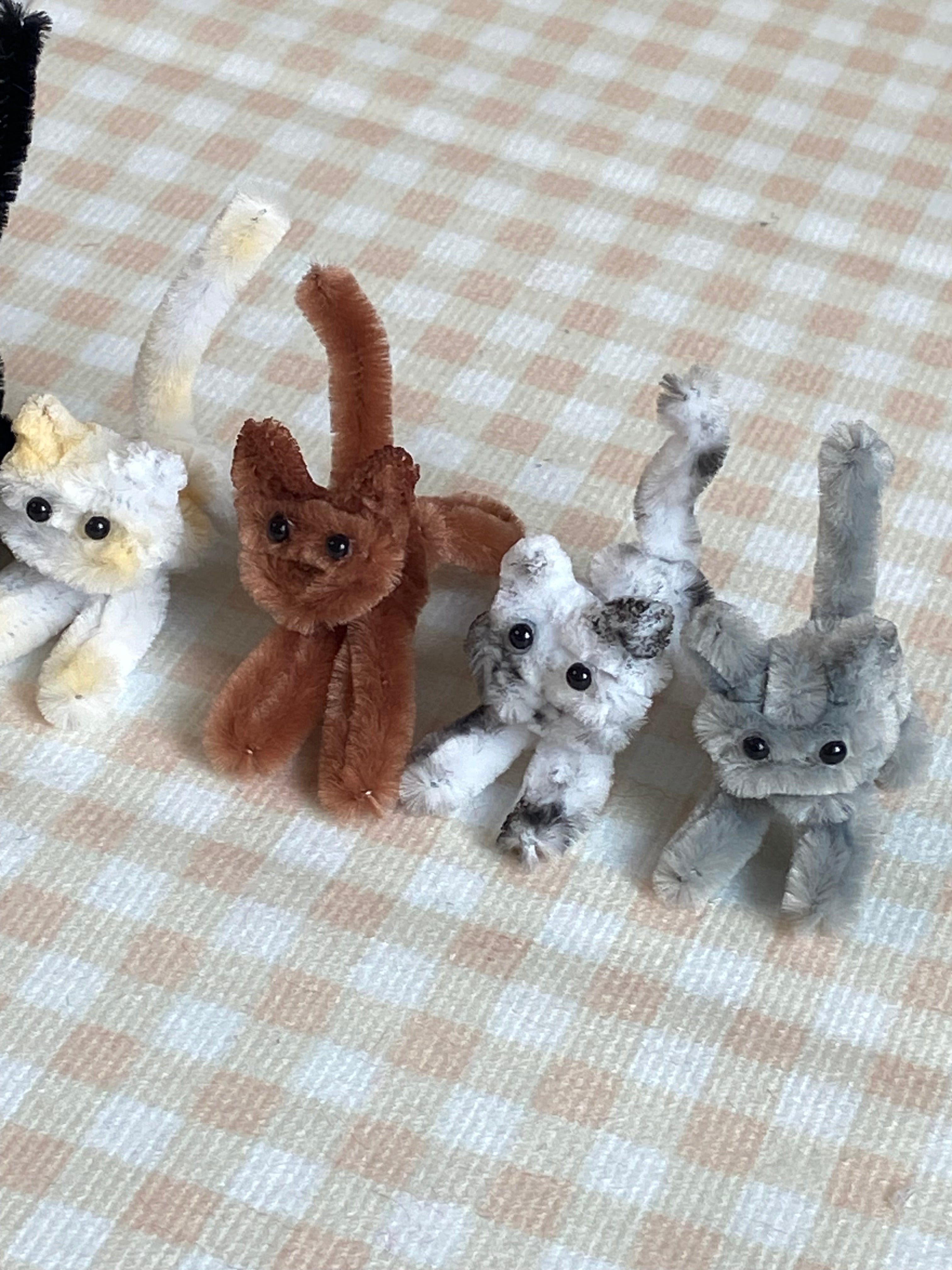 Stretching Cat DIY Kit (5 Colors)