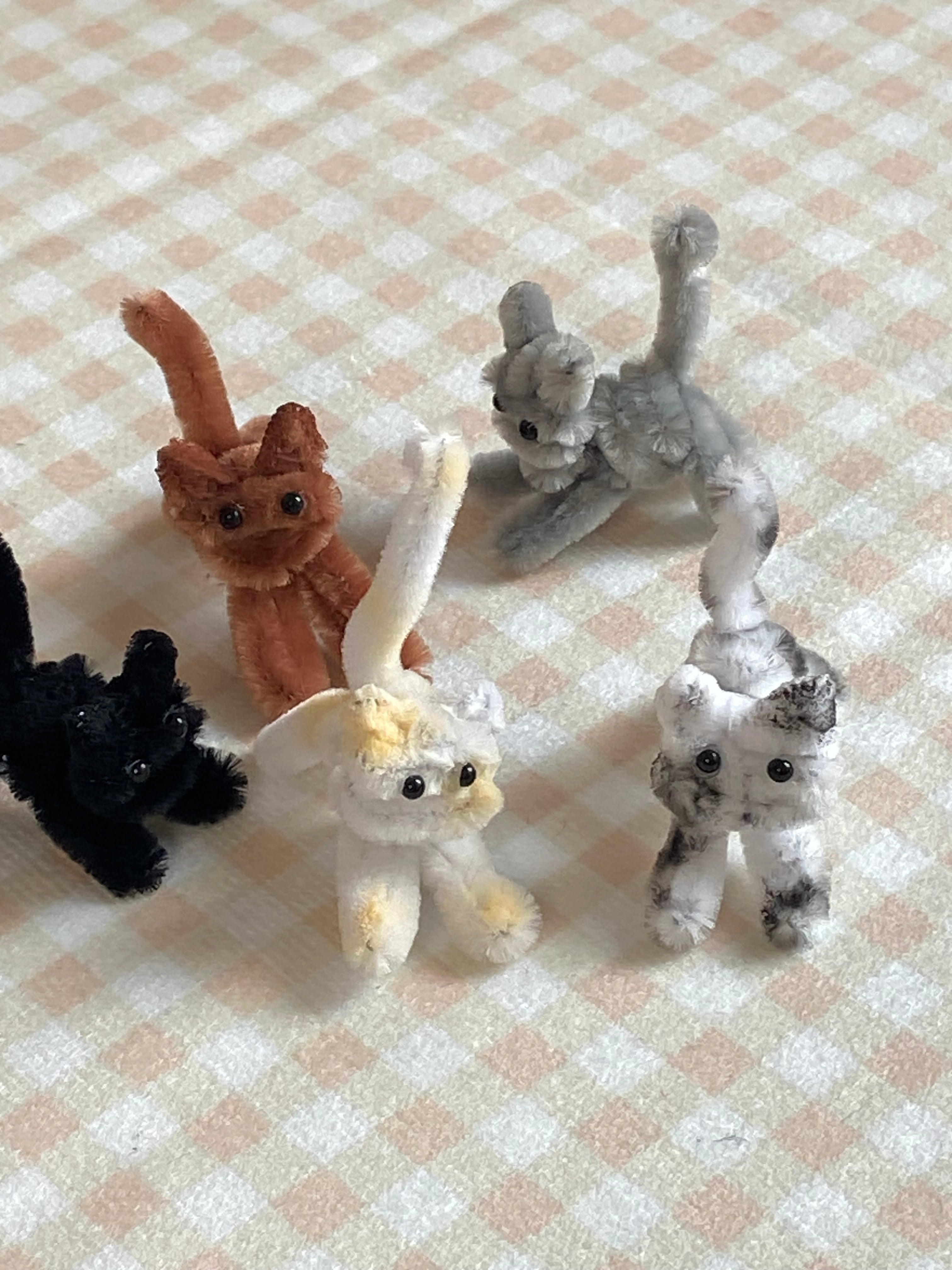 Stretching Cat DIY Kit (5 Colors)