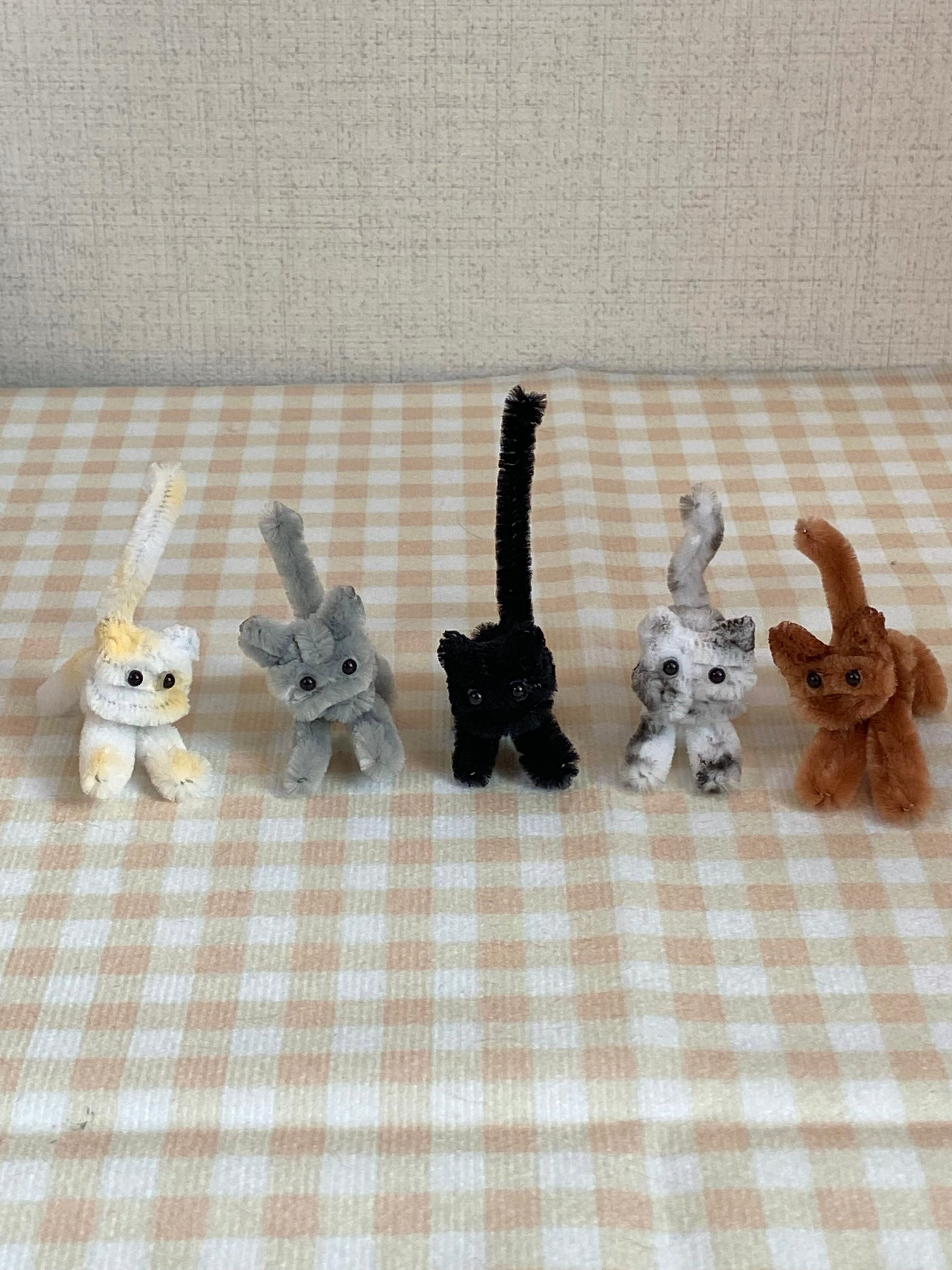 Stretching Cat DIY Kit (5 Colors)