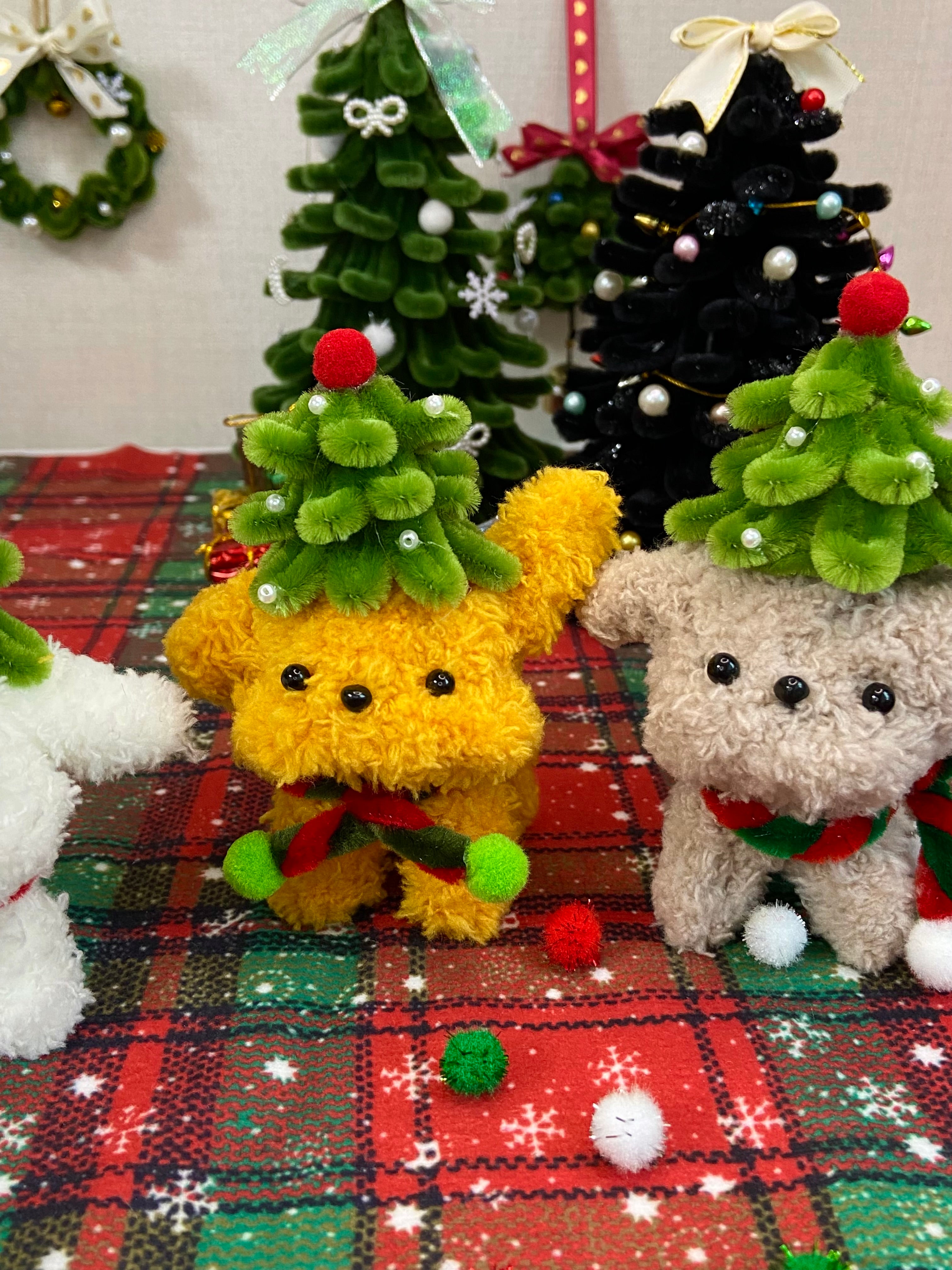 Christmas Tree Hat Puppy DIY Kit (3 Colors)
